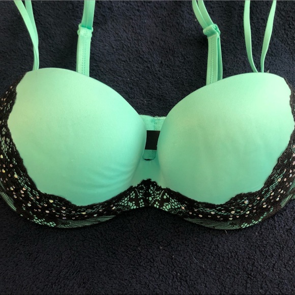 Mint Green with black lace bra - Picture 2 of 4